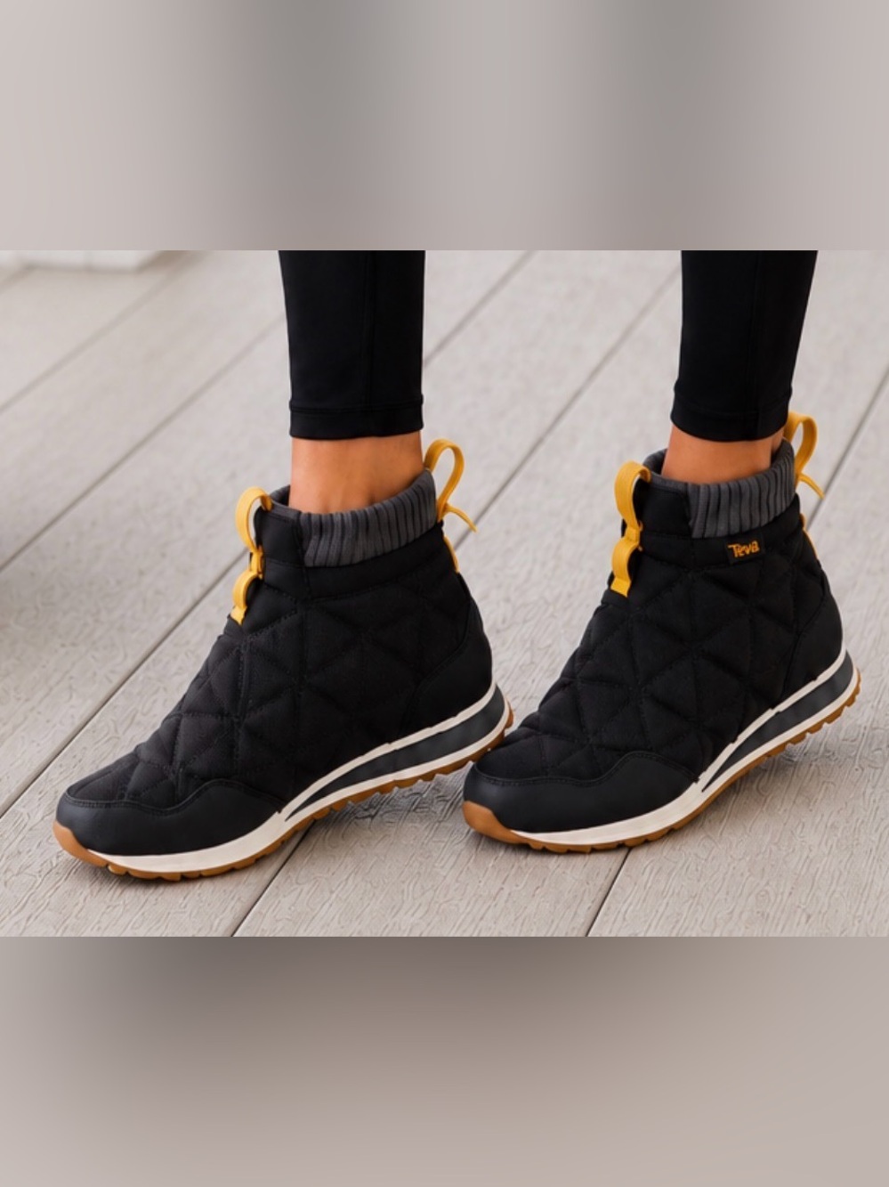 Teva Ember Womens Size 5 Black Quilted Slip-On Ankle Boots | Cozy Outdoor Shoes